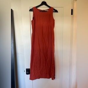 Petite Sophisticate Sleeveless Rust Midi Dress